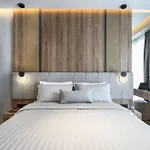Aristotelian Virtues - Sophia Apartament