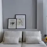 Apartament Aristotelian Virtues - Sophia *