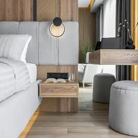 Aristotelian Virtues - Sophia *