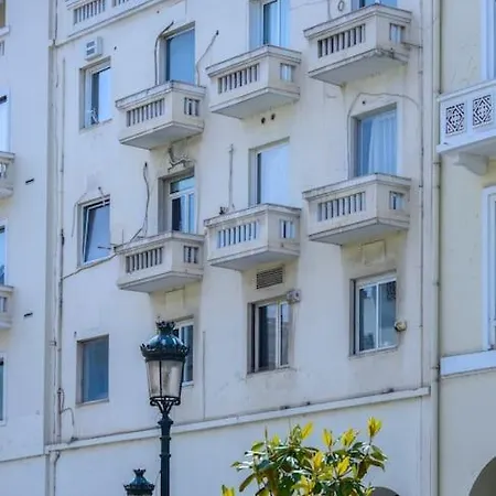 Aristotelian Virtues - Sophia סלוניקי