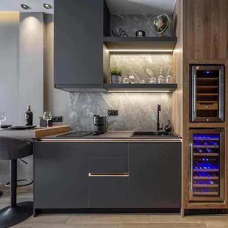 Aristotelian Virtues - Sophia 公寓 *