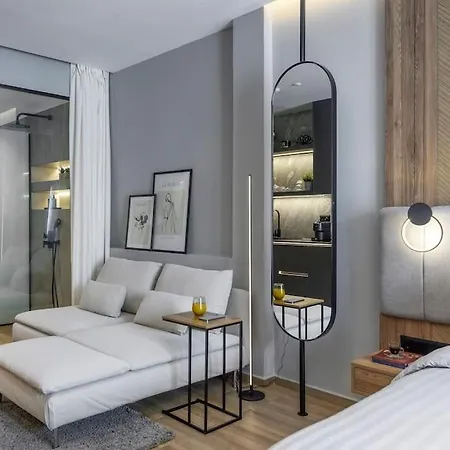 Aristotelian Virtues - Sophia 塞萨洛尼基