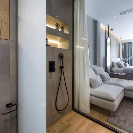 Aristotelian Virtues - Sophia 公寓 塞萨洛尼基