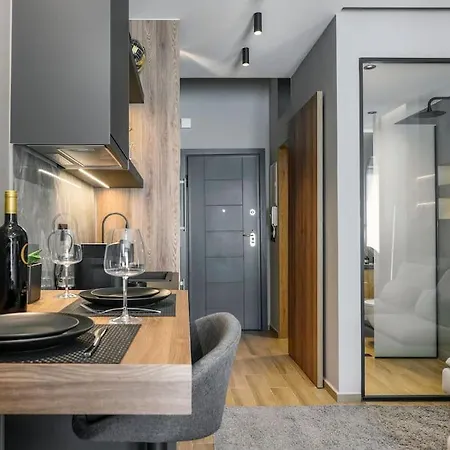 Aristotelian Virtues - Sophia 公寓 *