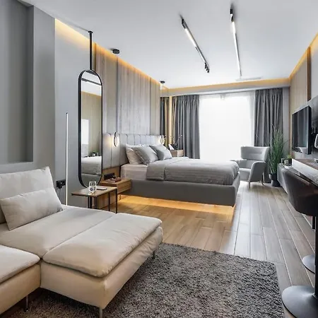 アパート Aristotelian Virtues - Sophia テッサロニキ