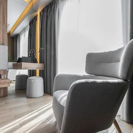 Aristotelian Virtues - Sophia