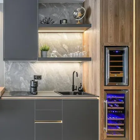 Aristotelian Virtues - Sophia *