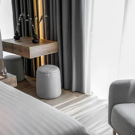 Aristotelian Virtues - Sophia