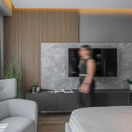 Aristotelian Virtues - Sophia